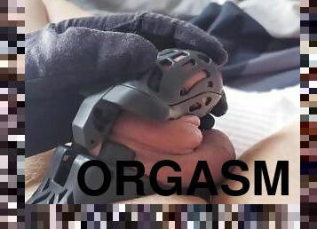 tentara, orgasme, bdsm-seks-kasar-dan-agresif, celana-dalam-wanita, sperma, inggris, fetish-benda-yang-dapat-meningkatkan-gairah-sex, seorang-diri, bondage-seks-dengan-mengikat-tubuh, putih