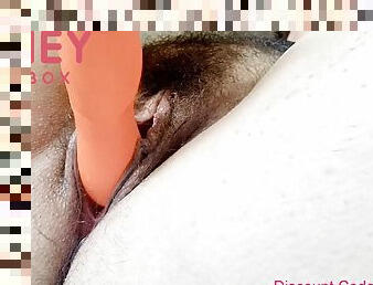 Honeyplaybox Joi The Licking Vibrator Pleasures This Natural Italian Hairy Pussy