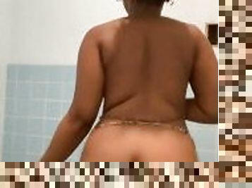 THICK EBONY LOOKS SO CUTE UNDRESSED BEFORE SHOWER