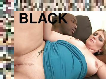 Full-breasted Mommy Take Big Black Knob In Her Asshole