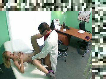 Jenny Simons gets a good dicking from horny doctor