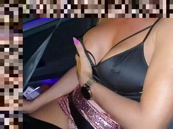 Pareja amateur sexo casero real despus de salir del Club. Nos calentamos en el coche y nos corremos