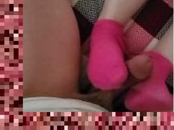 ANOTHER SOCKJOB FROM COUNTRY CUTIE! I LOVE THOSE THICK SEXY BBW FEET STROKING OFF MY COCK!