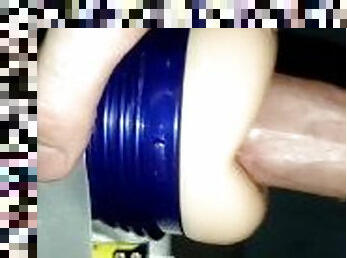 Pounding my fleshlight and watch how far I cum