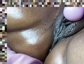 OILY WET PUSSY MASTURBATION