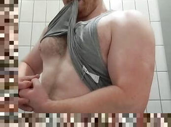 Sexy 200lbs but small dick    8=D