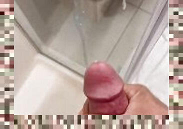 mandi, ayah, besar-huge, mastubasi, muncrat, amatir, dewasa, cumshot-keluarnya-sperma, penis-besar, homo