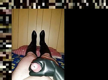 masturbation, amateur, ejaculation-sur-le-corps, gay, branlette, bdsm, fétiche, latex, solo, bottes