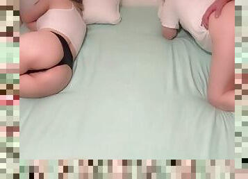 payudara-besar, posisi-seks-doggy-style, vagina-pussy, isteri, amatir, creampie-ejakulasi-di-dalam-vagina-atau-anus-dan-keluarnya-tetesan-sperma, bertiga, sudut-pandang, suami, sperma