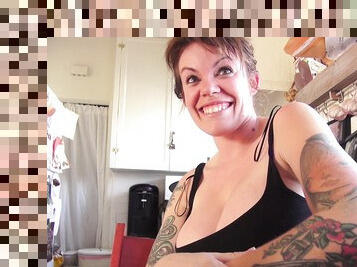 Balls deep fucking with tattooed amateur MILF Gia Paloma on the bed